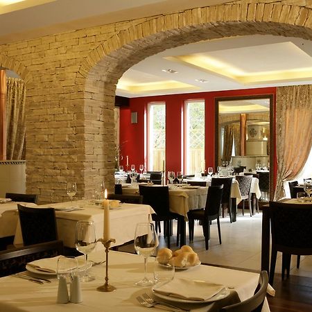 Albergo Ristorante Marcheno Ngoại thất bức ảnh