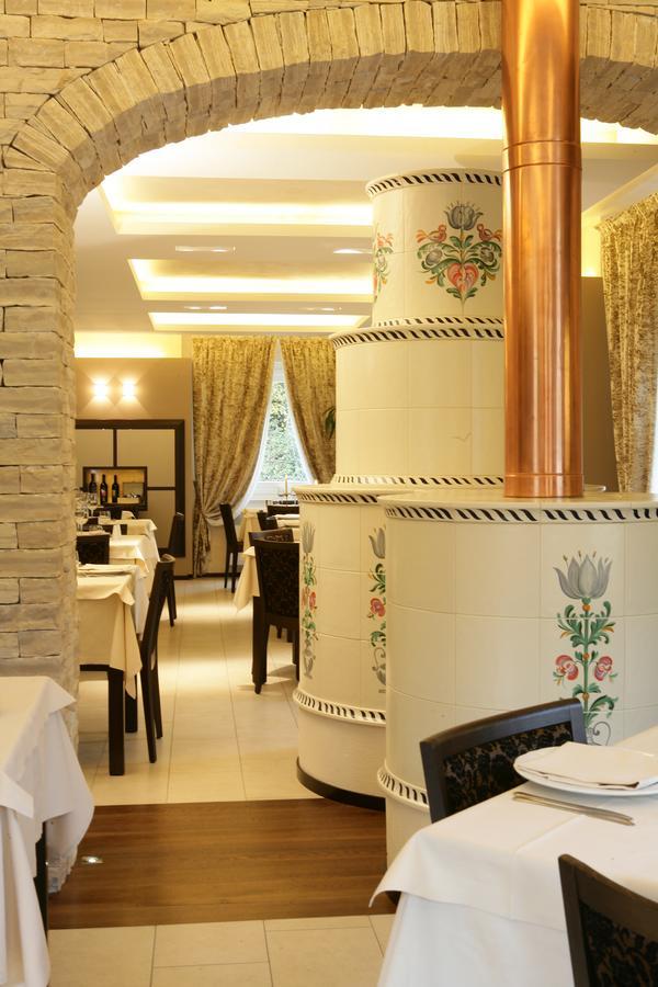 Albergo Ristorante Marcheno Ngoại thất bức ảnh